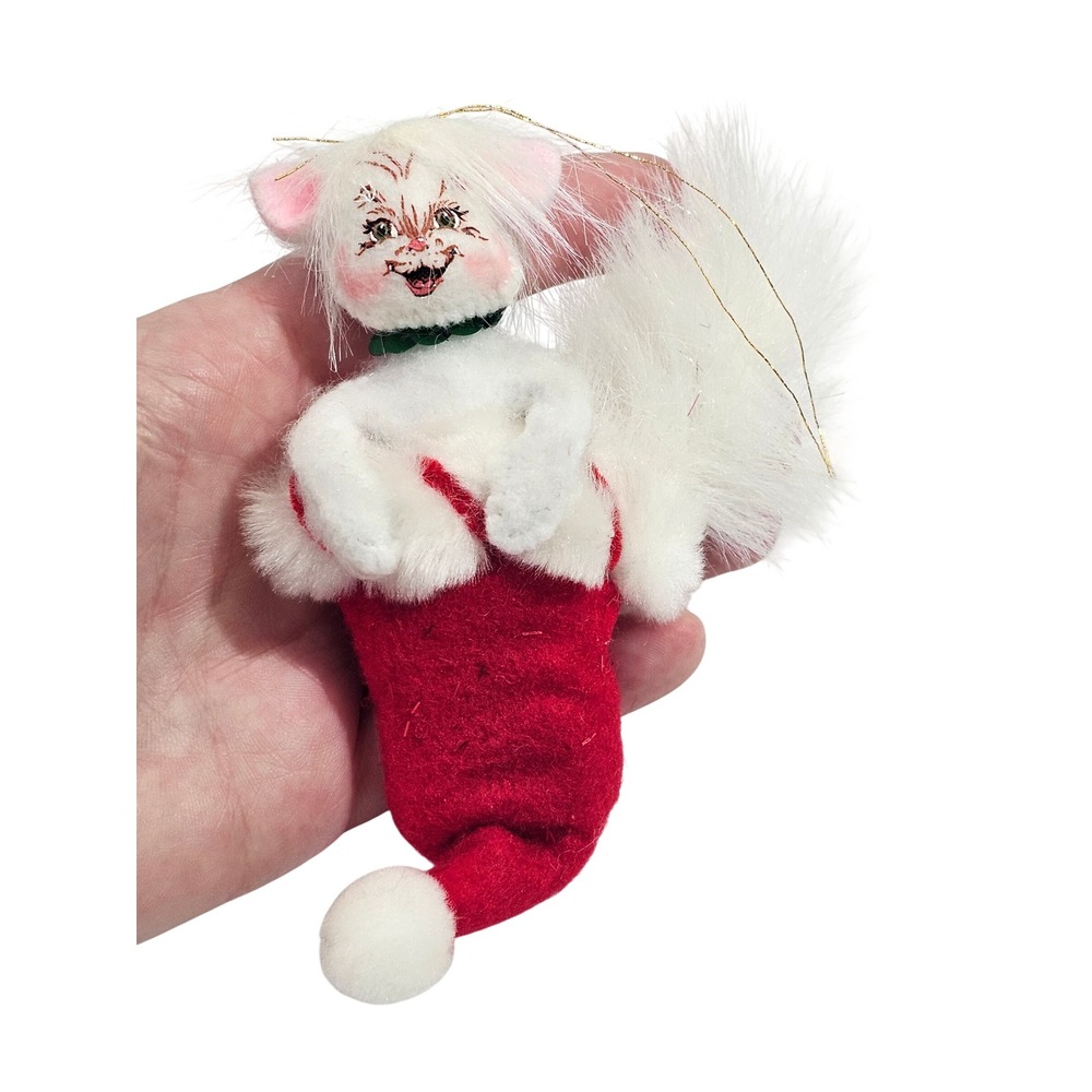 Annalee Mobilitee White Cat in Red Stocking Christmas Ornament Vintage Felt 5.5"